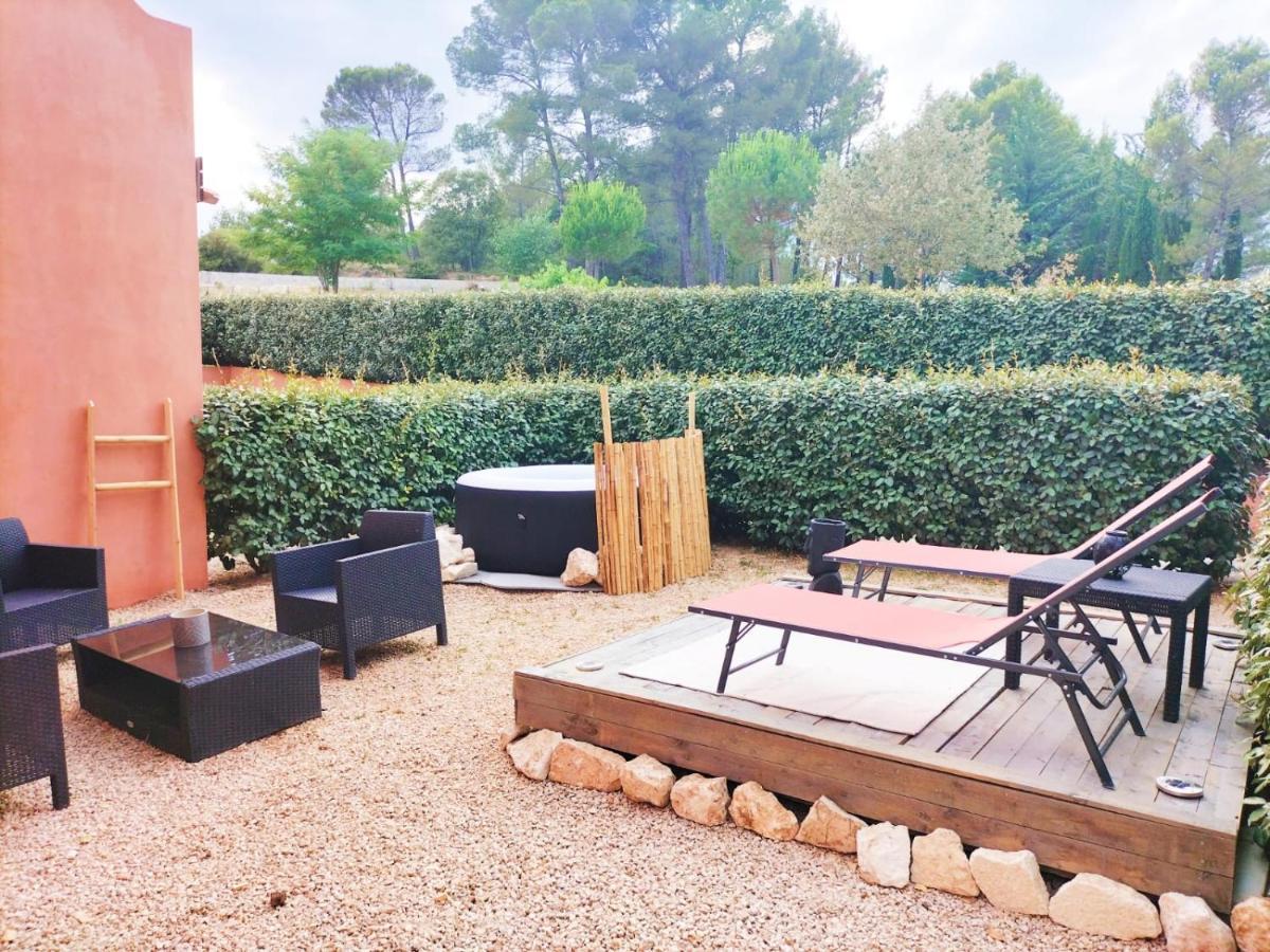 Quietude En Luberon Daire Roussillon en Isere Dış mekan fotoğraf